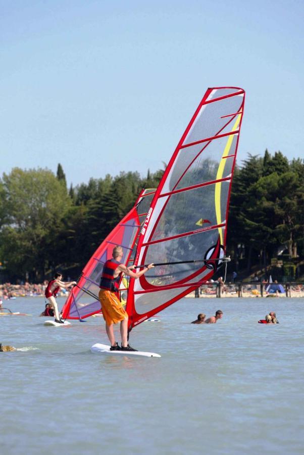 Camping Bella Italia In Peschiera Del Garda - Gardasee מראה חיצוני תמונה